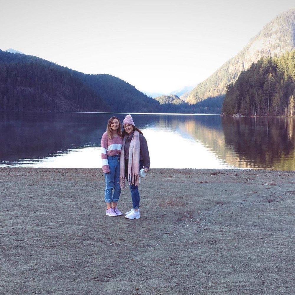 Meet your Posher, Eva